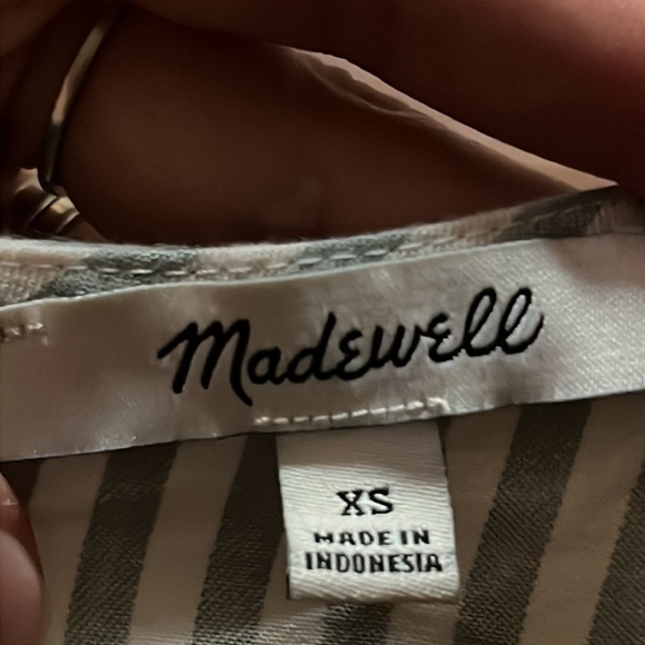 Madewell Button-Back Easy Dress in Stripe - Picture 5 of 10